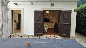 Pool Sea & Country side Villa