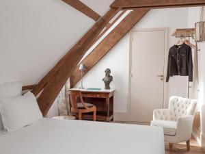 Hotels Hotel Madeleine De Senlis : photos des chambres