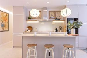 Genteel Home Plaza del Teatro