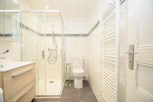 Appartements Appartement 4 pers a 300m de la gare SNCF : photos des chambres