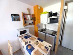 Appartements Saint Palais sur Mer - STUDIO - residence LES SABLES D'OR - CENTRE VILLE : photos des chambres