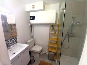 Appartements Saint Palais sur Mer - STUDIO - residence LES SABLES D'OR - CENTRE VILLE : photos des chambres