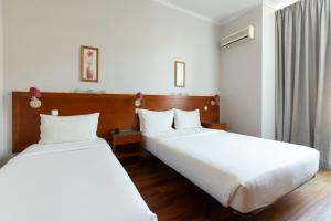 Triple Room room in Grande Pensao Residencial Alcobia