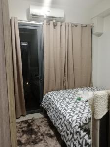 Shore 2 RECIDENCES tower 1 Pasay manila moa