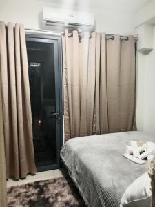 Shore 2 RECIDENCES tower 1 Pasay manila moa