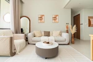 Ahlan HH - Stylish One Bedroom at Vida Residences Creek Beach