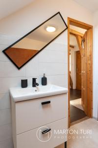 Ezüstkengyel Apartman