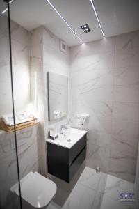 Cozy Collection Apartments at Adora Park