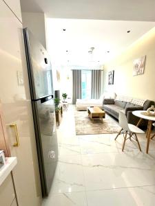 Stunning Studio with Sea-View in Jumeirah Lake Towers JLT