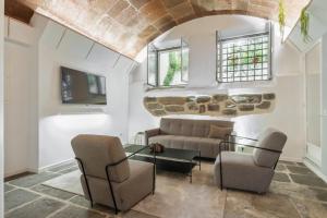 King David Suites by Homie