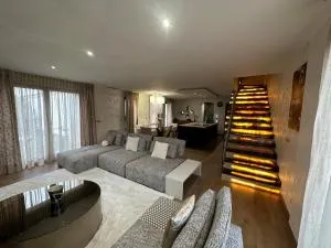 VILLA DESIGN AVIGNON pool near FESTIVAL - Le Pontet