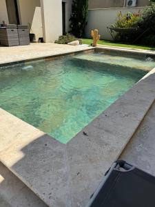 Villas VILLA DESIGN AVIGNON pool near FESTIVAL : photos des chambres