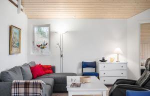 2 Bedroom Gorgeous Home In Kalundborg