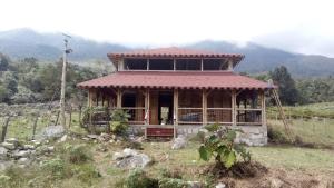 Finca el renacer de ragonvalia