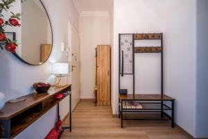 Cozy Koukaki Getaway - Walk to the Acropolis