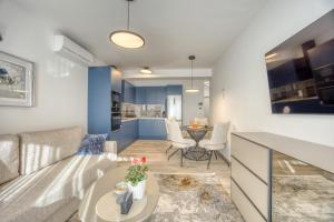 Blue Premium Apartment - CROWONDER LUXURY RENT