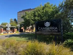 Canberra Accommodation Centre - 亚斯