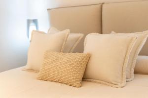 VLC HOST - Luz Casanova