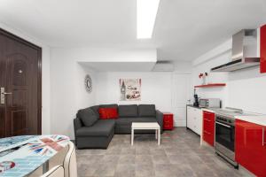 Fairways Apartments Heated Pool