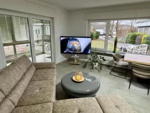 Ferienwohnung 1 "Dream Suit" Coburger-Wonderland , EG rechts, 100qm, mit Parkplatz & Balkon - Ahorn