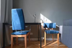 Cozy apartment near the embankment and the Old Town and free parking in front of the apartment windows