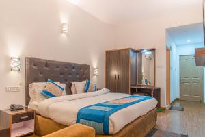 Hotel The Grand Madhushala