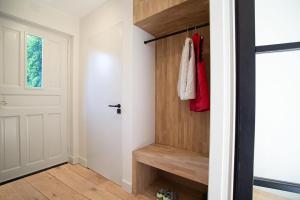 Experience Zaandam mills & Amsterdam city vibes