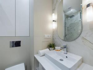 Cosy Studio in the Capital by Noclegi Renters