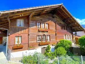 SwissHut Stunning Views Alps Lake - Chalet Erli - Sundlauenen