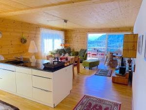 SwissHut Stunning Views Alps Lake - Apart. Felden