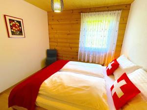 SwissHut Stunning Views Alps Lake - Apart. Felden