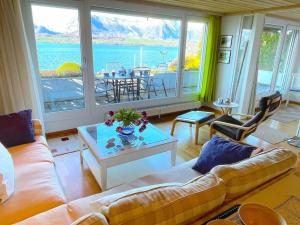 SwissHut Stunning Views Alps Lake - Apart. Herzog 24