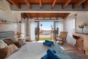 Lola Sunset Place Heated Pool