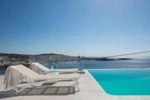 Marvelous 7 BR Villa Overlooking the Psarou Bay - Psarou