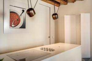 Stunning Venetian Apartment by Biennale Gardens