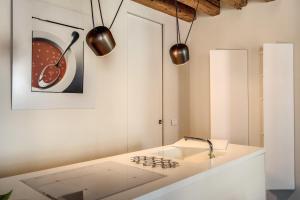 Stunning Venetian Apartment by Biennale Gardens