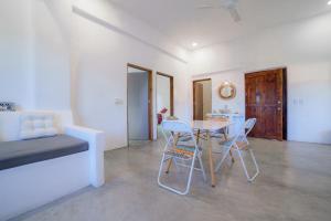 Casa Flores Zicatela