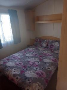 Cozy caravan in Mablethorpe