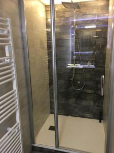 Appartements Chez Laurence et Cedric : photos des chambres