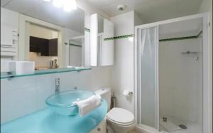 Place Grimaldi, close to beach and restaurants, with balcony