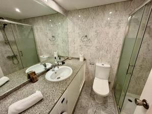 Spacious Ground-Floor Studio Apartment with Large Patio in Bellaluz