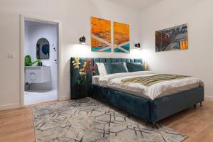 Central Square Haven - Modern Studio with AC
