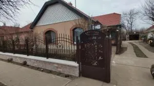 Bundik Vendégház - Mezőpeterd