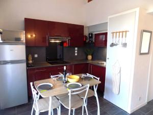 Appartements Saint Palais sur Mer - ADORABLE VILLA en residence avec PISCINE COLLECTIVE : photos des chambres