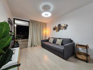 Los Cristianos - Valdes Center 9 - As de Casas