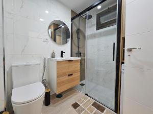 Los Cristianos - Valdes Center 9 - As de Casas