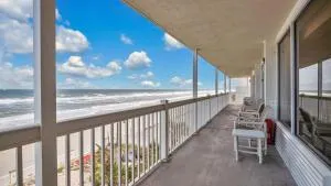 Direct Ocean Views at Daytona Beach Resort - Ortona