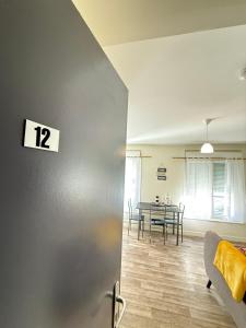 Escale 12