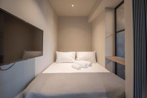 Isola modern loft -private jacuzzi