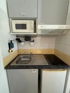 Le Clos dAix studio 105 parking
